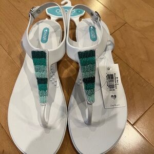 Oka-B Blue Beaded Strand T-strap Flip Flops (NWT)